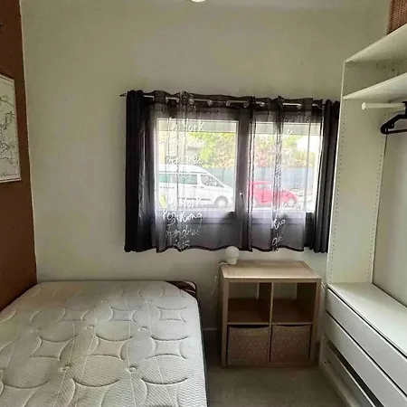 Au Pradet Avec Terrasse 33 M² Jardin Le Pradet